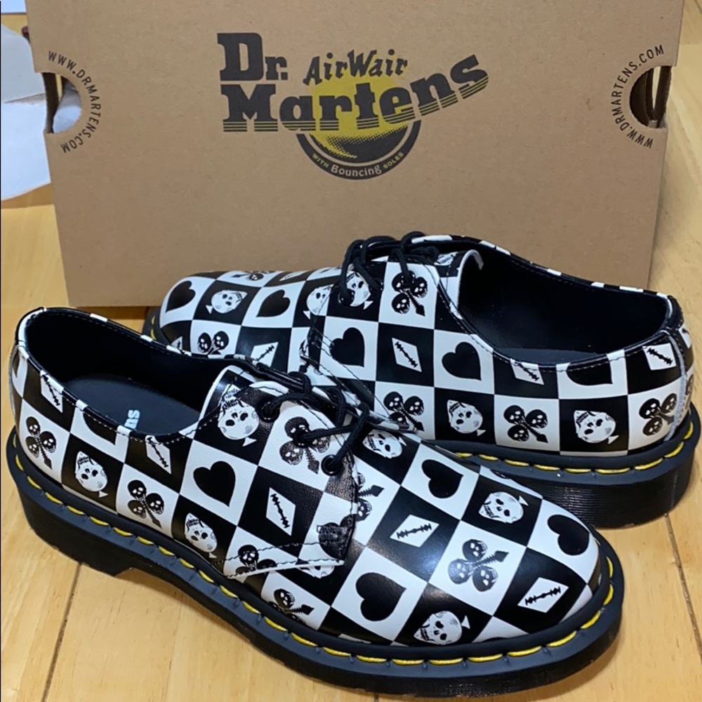 AUTH NIB DR. MARTENS 1461 PLAYING CARD US6